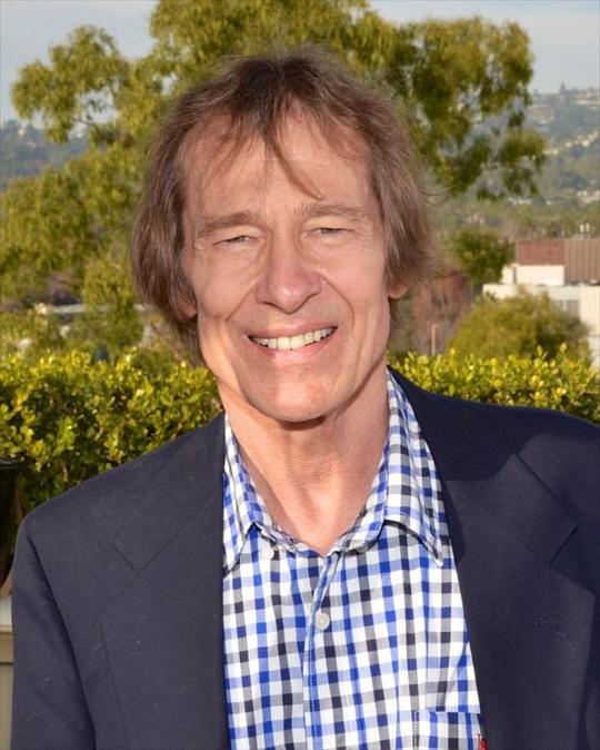 库珀·哈克卡比 Cooper Huckabee照片