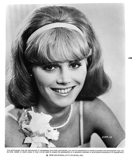 玛丽·路易丝·韦勒 Mary Louise Weller照片