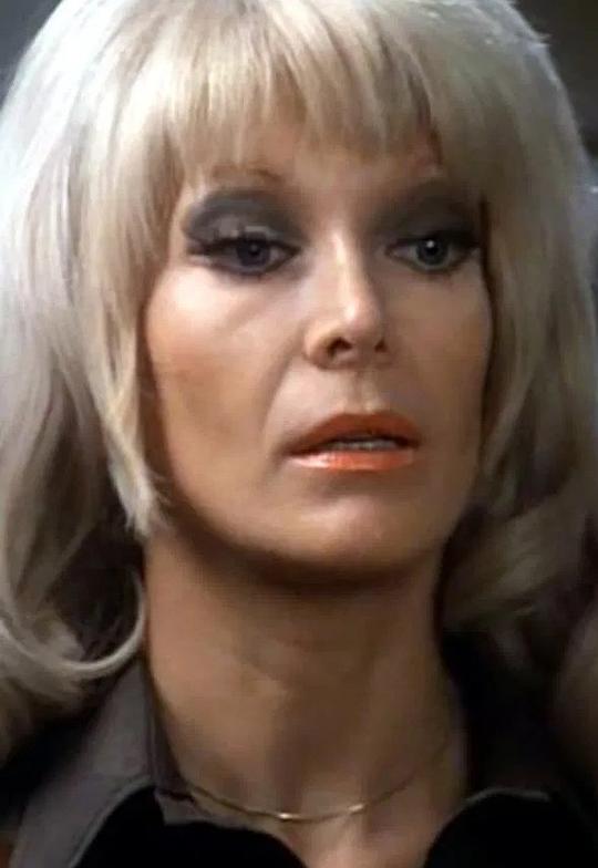 迪娅尼·索恩 Dyanne Thorne照片