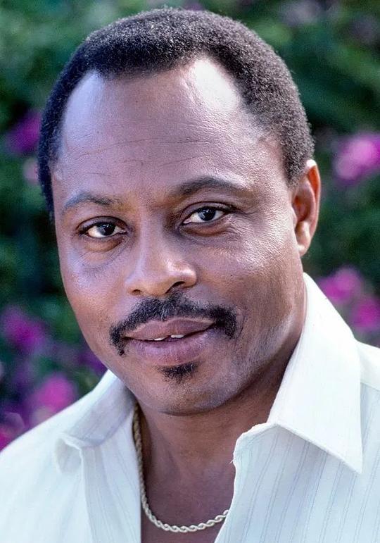 罗杰·E·莫斯利 Roger E. Mosley照片