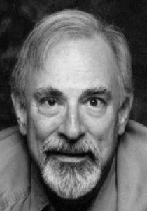 布赖恩·加菲尔德 Brian Garfield照片