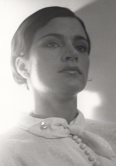 戴安娜·奎克 Diana Quick照片