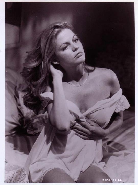 Candice Rialson照片