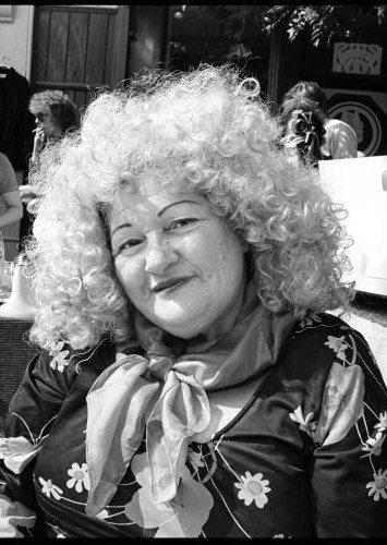 伊迪丝·梅西 Edith Massey照片