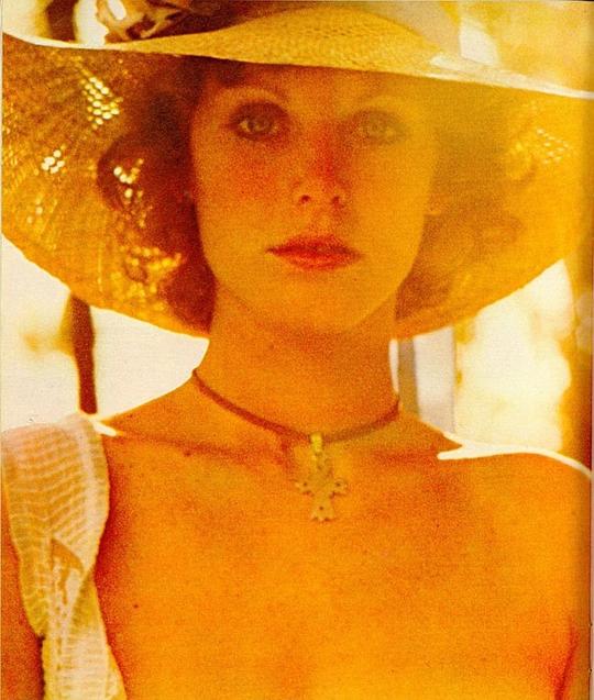 格温·韦尔斯 Gwen Welles照片