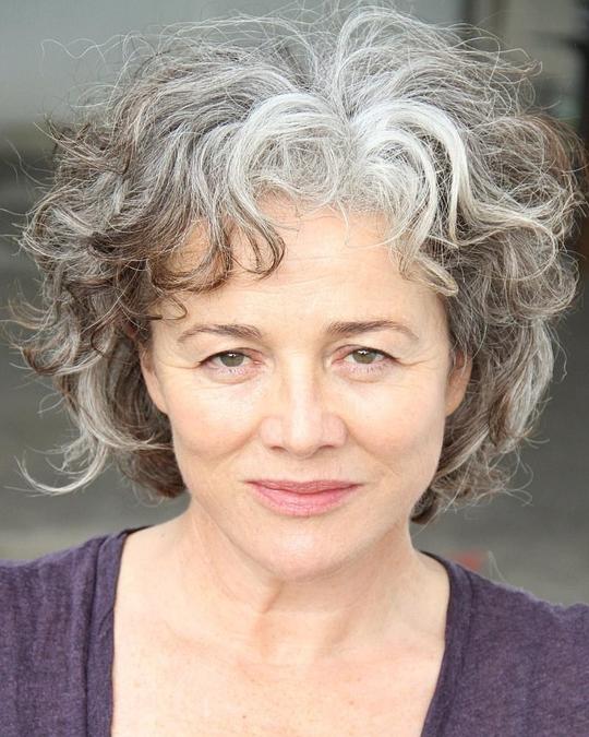 莎拉·皮尔斯 Sarah Peirse照片