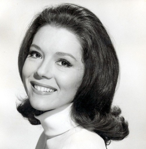 黛安娜·里格 Diana Rigg照片