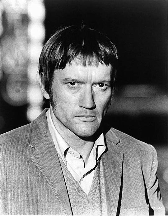 卢克·艾斯丘 Luke Askew照片