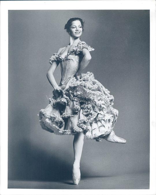 Martine Van Hamel照片