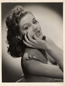 拉娜·特纳 Lana Turner照片