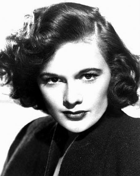 简·哈根 Jean Hagen照片