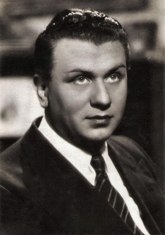 吉诺·塞尔维 Gino Cervi照片