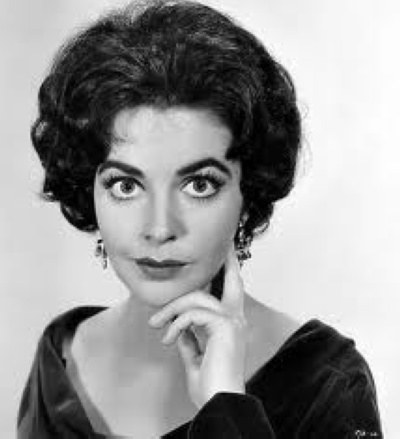 默娜·费伊 Myrna Fahey照片