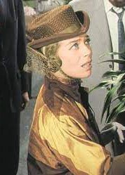 林恩·斯托雷 Lynn Storey照片