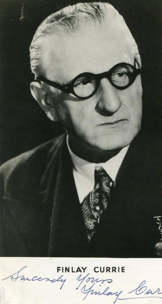 芬利·柯里 Finlay Currie照片