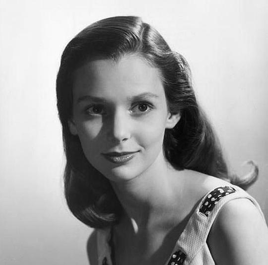 苏珊·斯塔丝伯格 Susan Strasberg照片