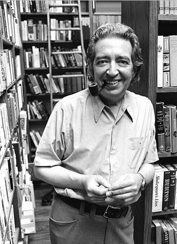 欧文·华莱士 Irving Wallace照片