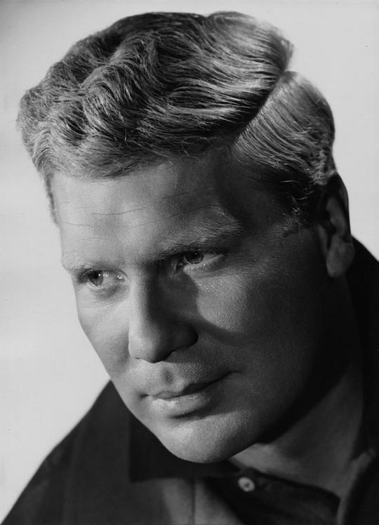 彼得·卡斯滕 Peter Carsten照片