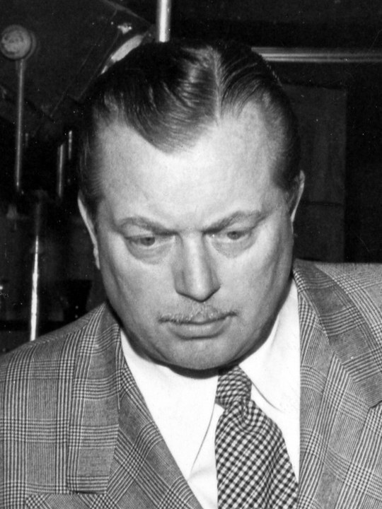 拜伦·哈斯金 Byron Haskin照片