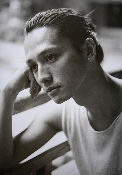 安藤政信 Masanobu Andô照片