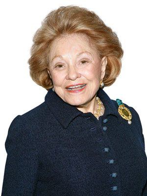 莉莲·亚当斯 Lillian Adams照片