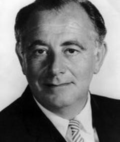 Edward J. Lakso照片