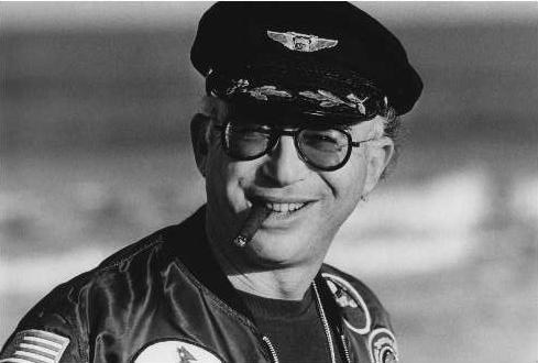 马丁·凯丁 Martin Caidin照片