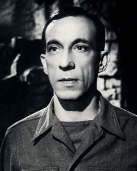 雷蒙·比西埃尔 Raymond Bussières照片