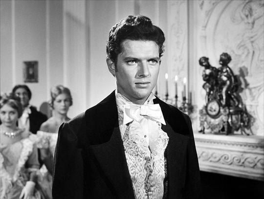 杰弗里·霍尔内 Geoffrey Horne照片