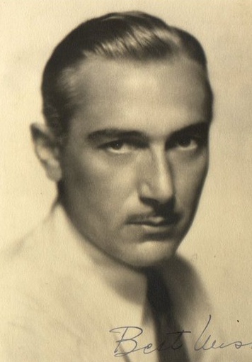 保罗·卢卡斯 Paul Lukas照片