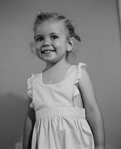 美美·吉布森 Mimi Gibson照片