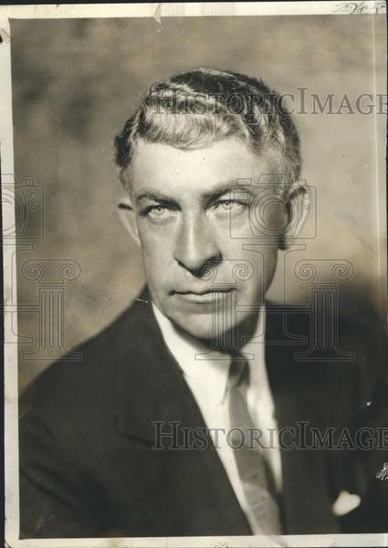 阿瑟·拜伦 Arthur Byron照片