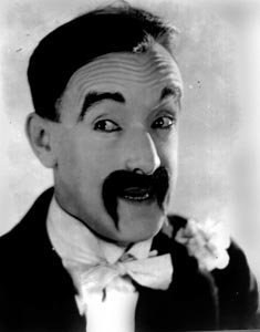 斯纳卜·波拉德 'Snub' Pollard照片