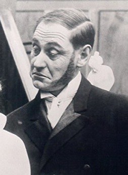 埃内斯特·凡·佩尔特 Ernest Van Pelt照片