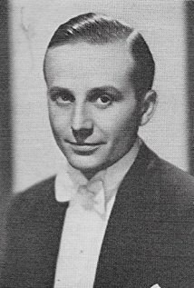 弗兰克·劳顿 Frank Lawton照片