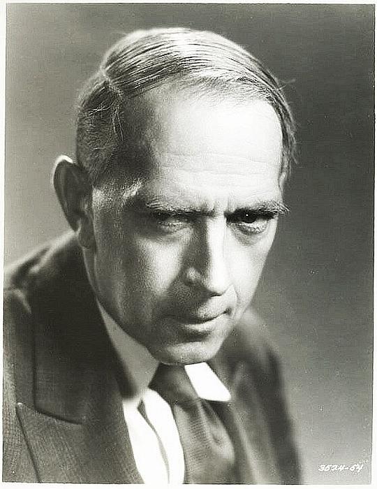 亚瑟·埃尔斯沃斯 Arthur Aylesworth照片