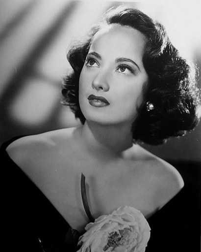 梅尔·奥勃朗 Merle Oberon照片