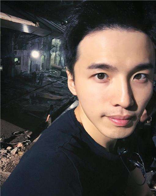 刘峻纬 Awayne Liu照片