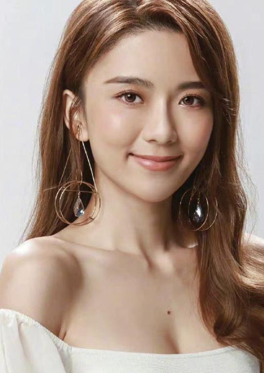 陈星妤 Yvette Chan照片