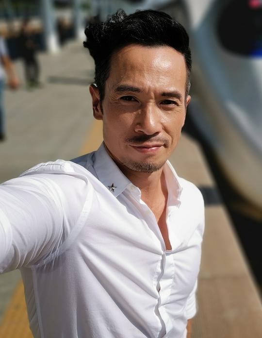 陈豪 Moses Chan照片