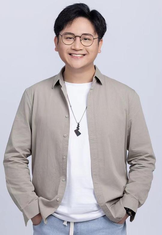 卢隆浩 Lawrence Yan照片