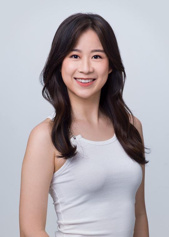 秦冀雯 Yvonne照片