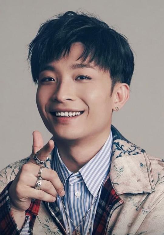 何启华 DeeGor Ho照片