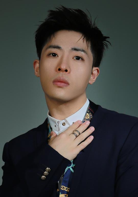 徐晓陆 Xiaolu Xu照片