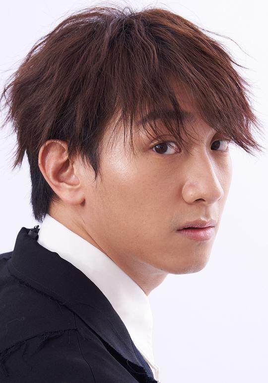 周启阳 Qiyang Chow照片