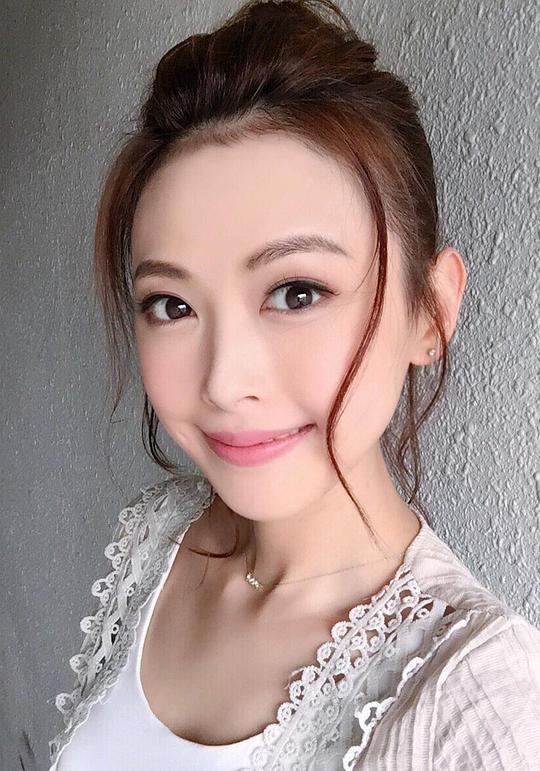 陈婉婷 Hebe Chan照片