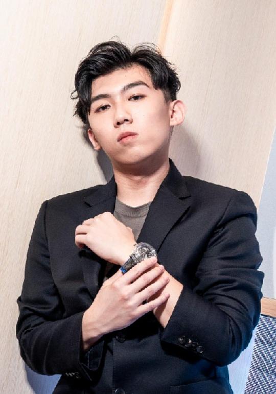 周汉宁 Henick Chou照片