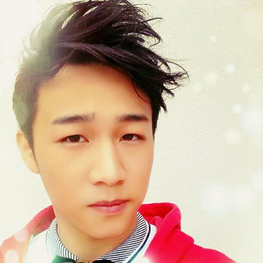 容天佑 Tin-yau Yung照片