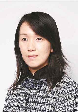 凑佳苗 Kanae Minato照片