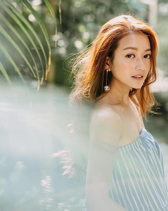 钟晴 Karlie Chung照片